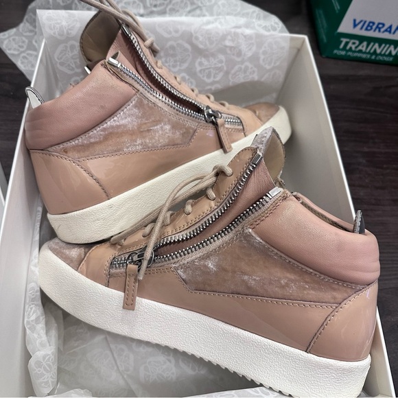 Authentic Giuseppe Zanotti pink high top sneakers - Picture 2 of 5